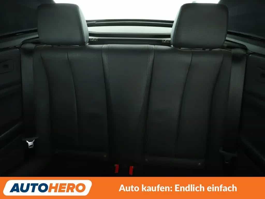 BMW 2 Series 220i Sport Line Aut.*NAVI*TEMPO*PDC*SHZ* 06/2015-photo-15