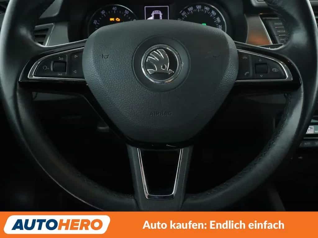 Skoda Fabia 1.2 TSI Style*NAVI*PDC*SHZ*KLIMA*TEMPO* 05/2017-photo-17