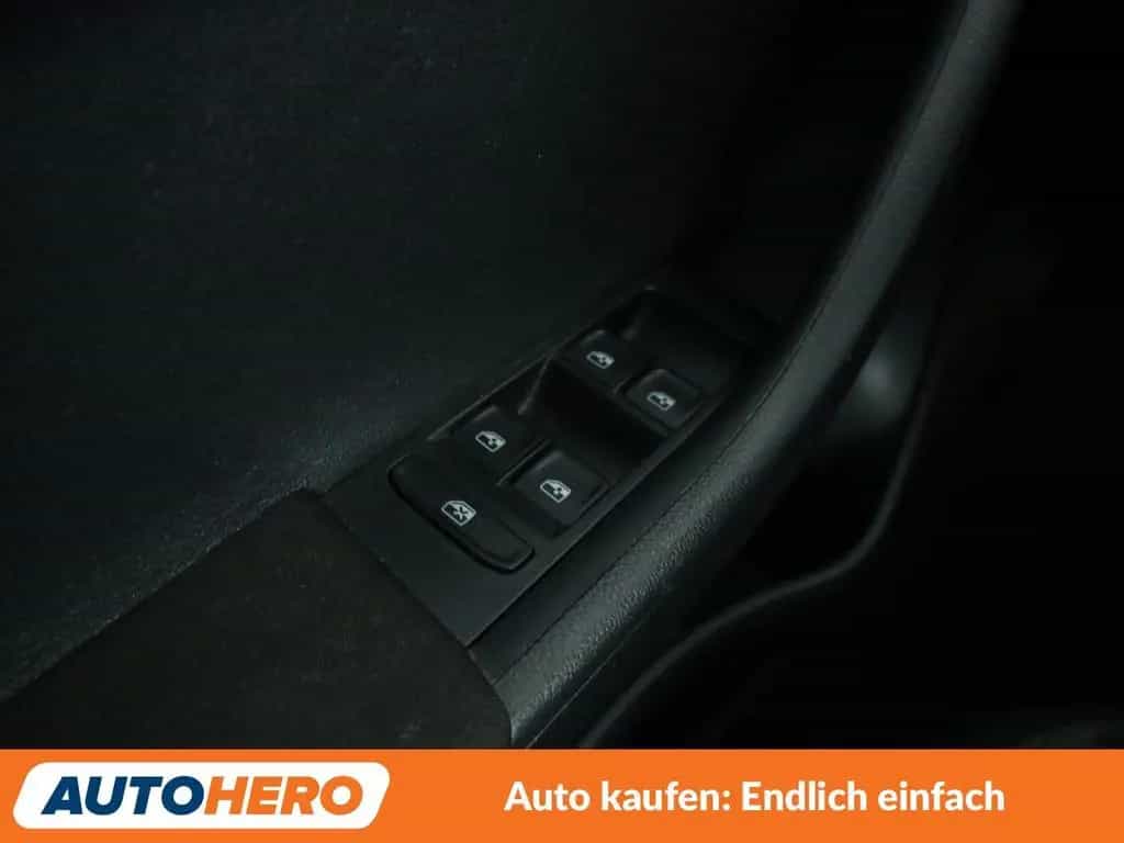 Skoda Fabia 1.2 TSI Style*NAVI*PDC*SHZ*KLIMA*TEMPO* 05/2017-photo-26