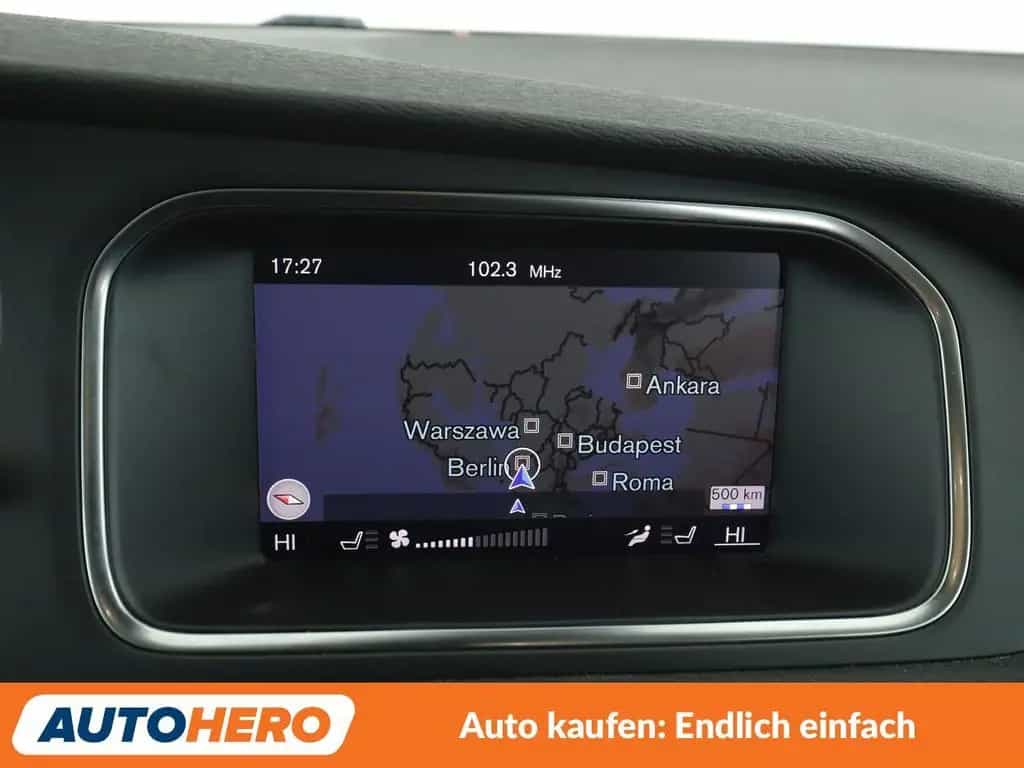 Volvo V40 2.0 T2 Momentum*NAVI*LED*TEMPO*CAM*PDC*SHZ* 12/2017-photo-19