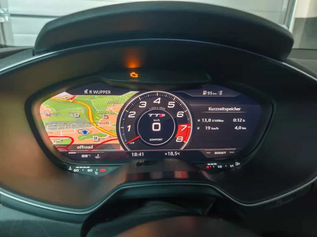 Audi TTS Coupe 2.0 TFSI quattro - 09/2015-photo-10