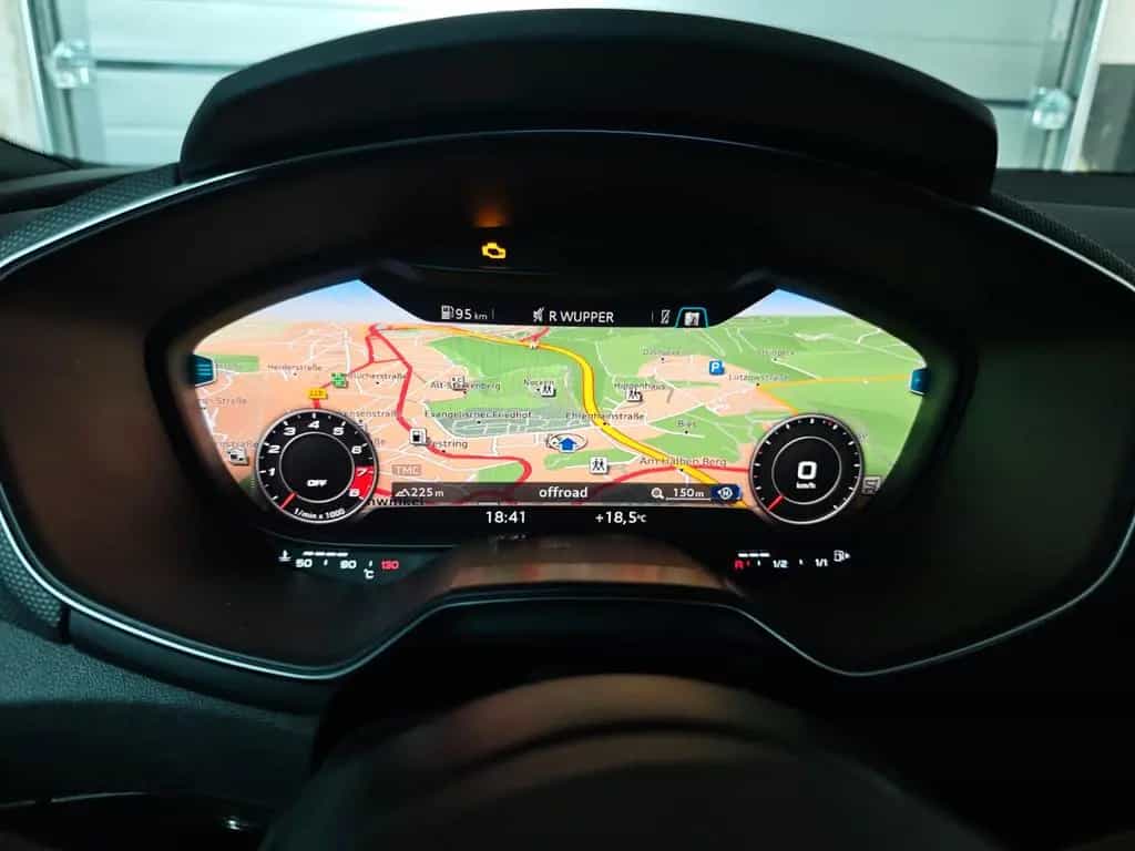 Audi TTS Coupe 2.0 TFSI quattro - 09/2015-photo-11