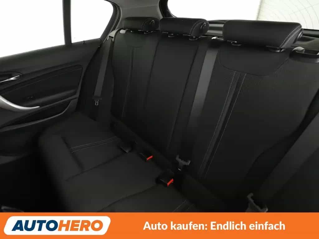 BMW 118 i Advantage *LED*TEMPO*PDC*SHZ*KLIMA* 01/2018-photo-13