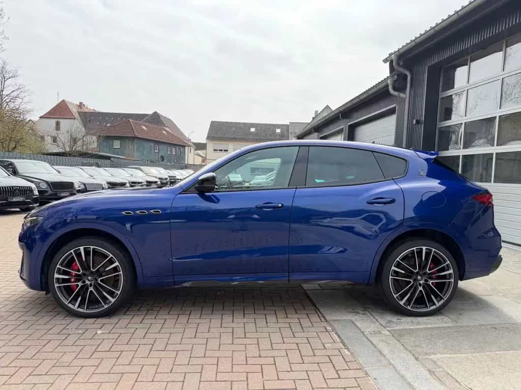 Maserati Levante Trofeo Q4 3.8 V8 Alcantara ACC Sitzheiz. 07/2020-photo-10