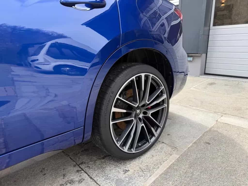 Maserati Levante Trofeo Q4 3.8 V8 Alcantara ACC Sitzheiz. 07/2020-photo-12