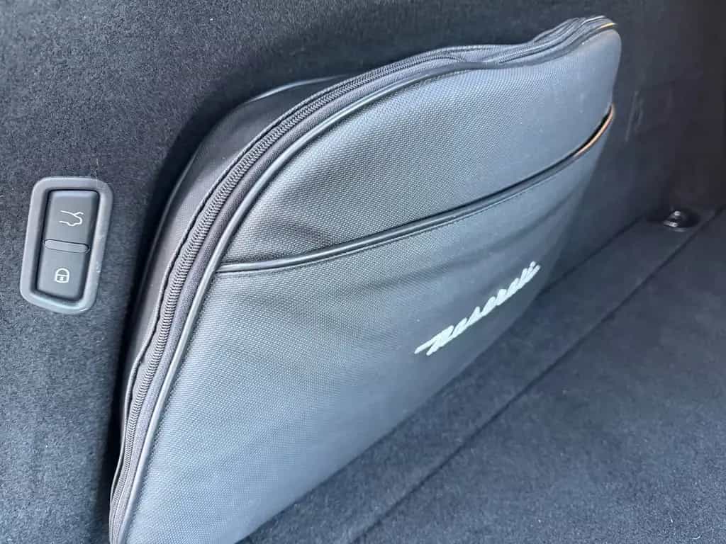 Maserati Levante Trofeo Q4 3.8 V8 Alcantara ACC Sitzheiz. 07/2020-photo-33