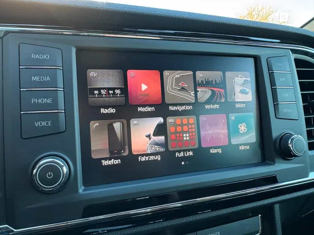 Seat Ateca Xcellence 4Drive ACC Kamera 09/2017-photo-21