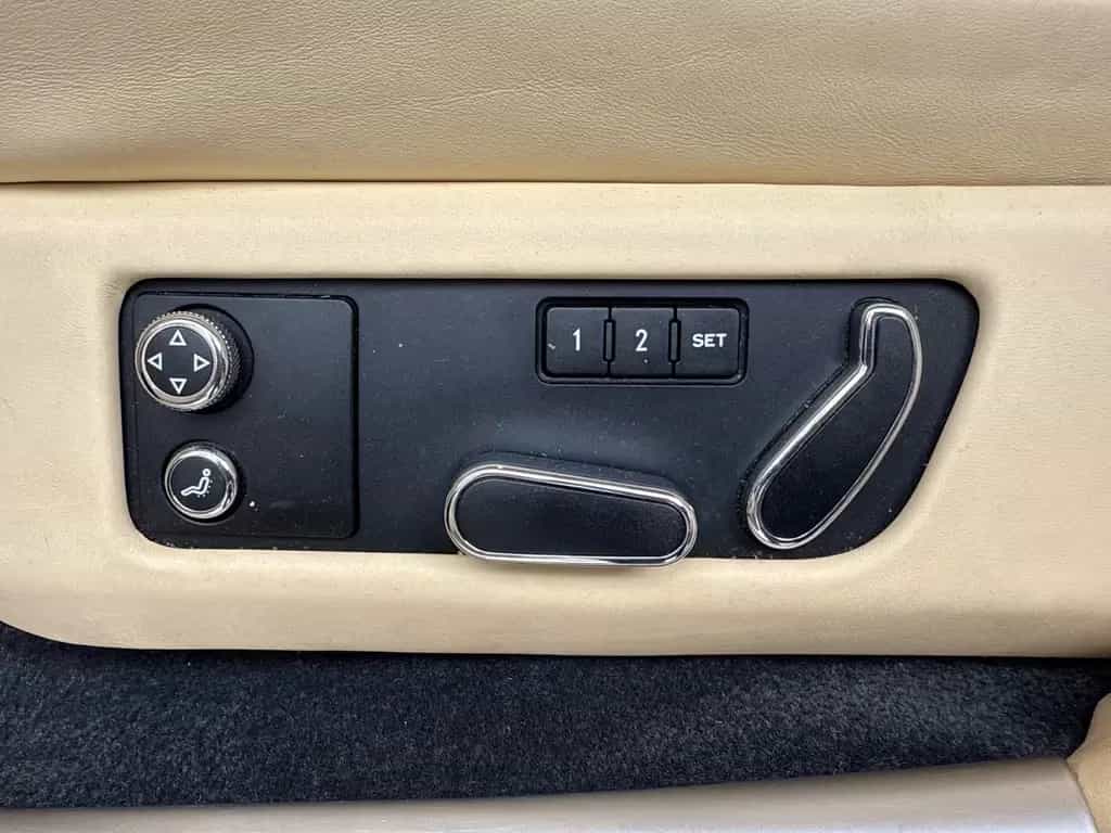 Bentley Continental Flying Spur 4.0 V8 Service Neu 07/2015-photo-32