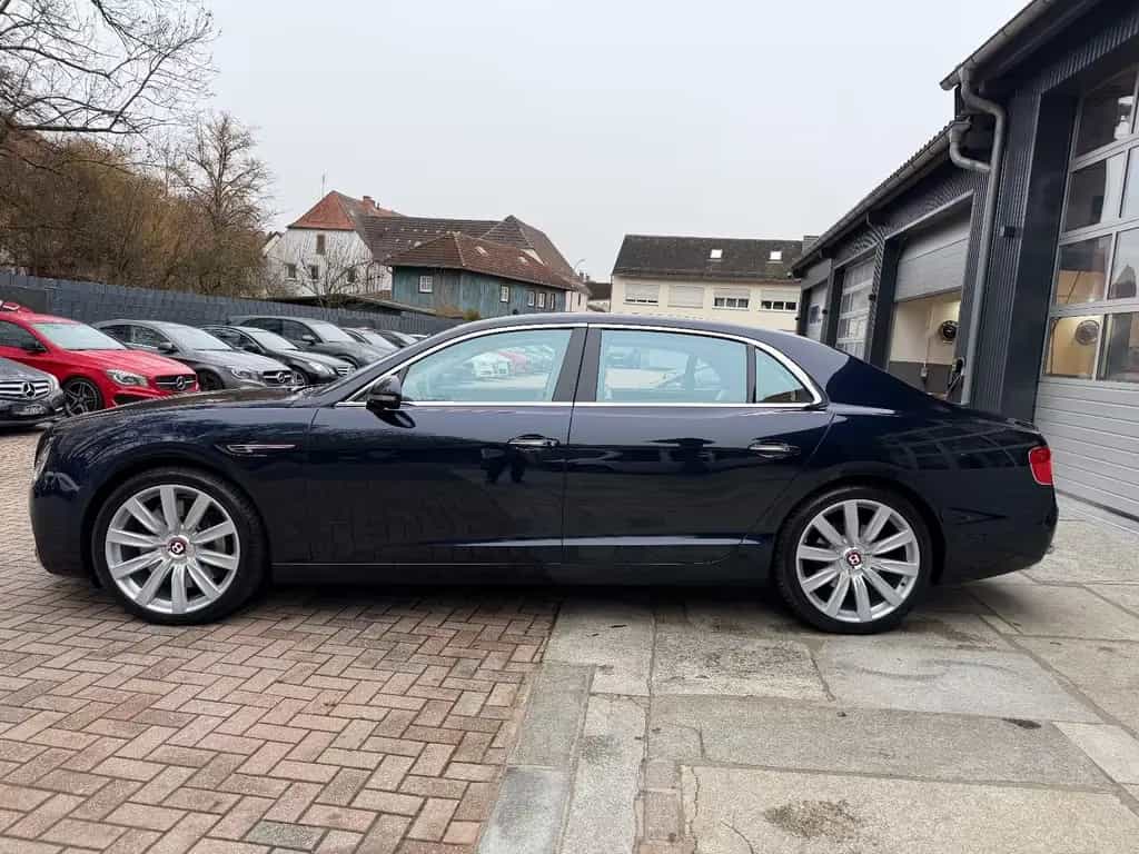 Bentley Continental Flying Spur 4.0 V8 Service Neu 07/2015-photo-38