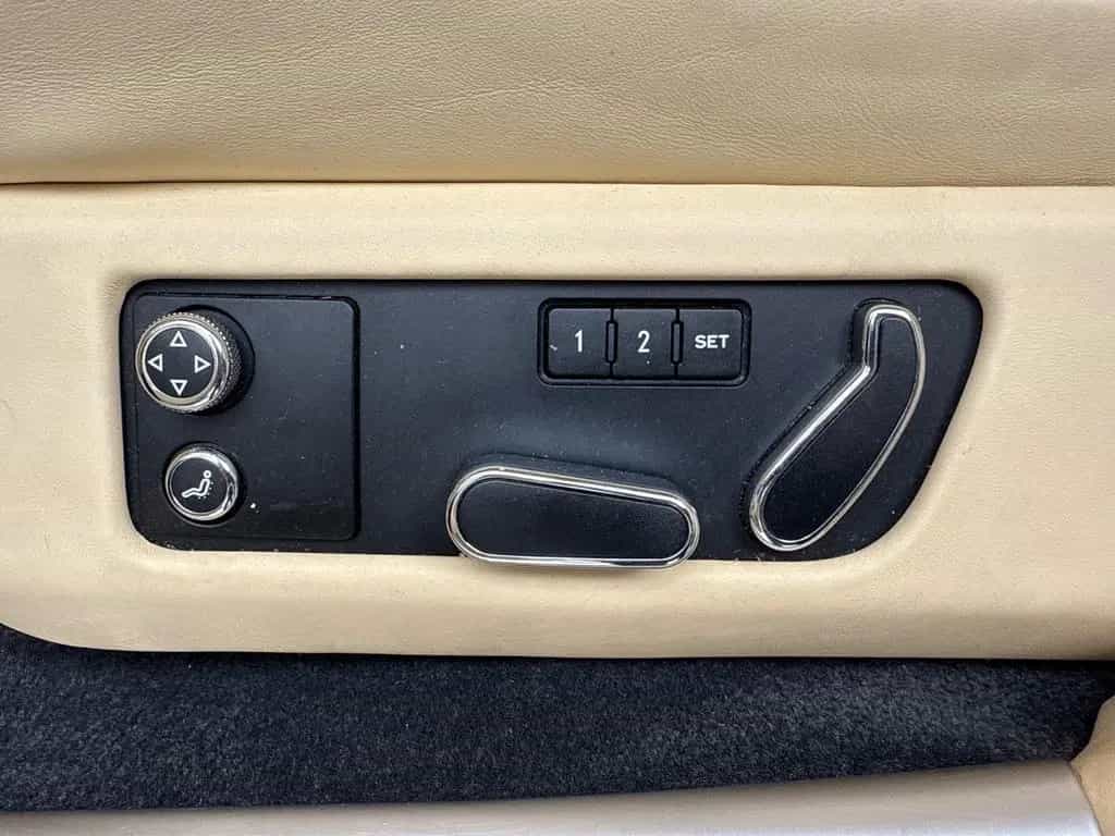 Bentley Continental Flying Spur 4.0 V8 Service Neu 07/2015-photo-43
