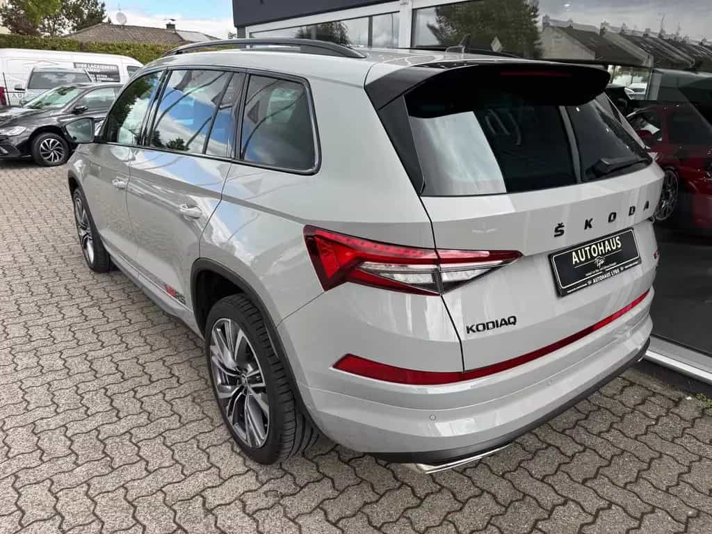 Skoda Kodiaq 2.0 TSI RS 4x4*MATRIX*NAVI*PANO*360°KAM* 07/2022-photo-5