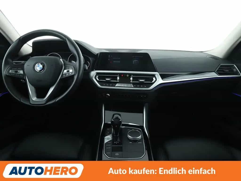 BMW 320 d Sport Line Aut.*NAVI*TEMPO*LED*CAM*SHZ* 06/2019-photo-11