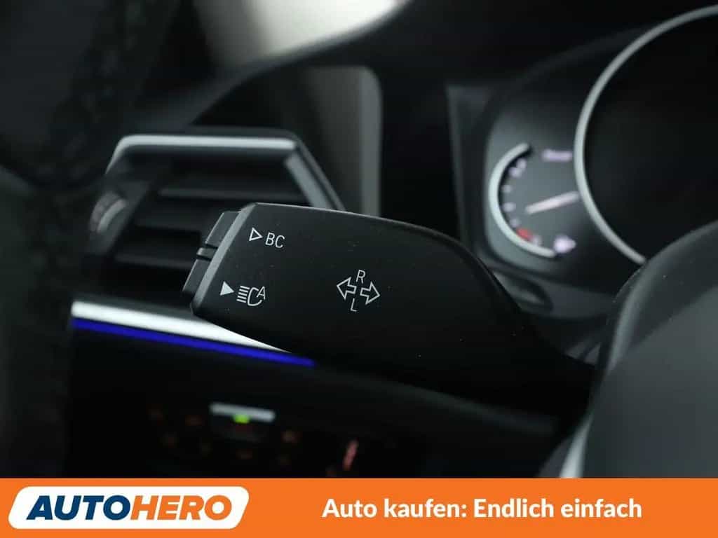 BMW 320 d Sport Line Aut.*NAVI*TEMPO*LED*CAM*SHZ* 06/2019-photo-27