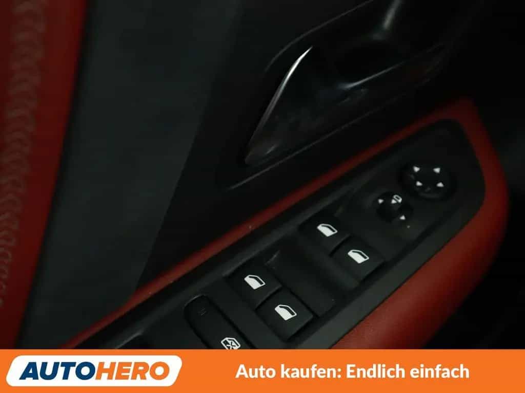 Citroën C4 1.2 PureTech Shine*NAVI*ACC*CAM*PDC*SHZ* 12/2021-photo-28