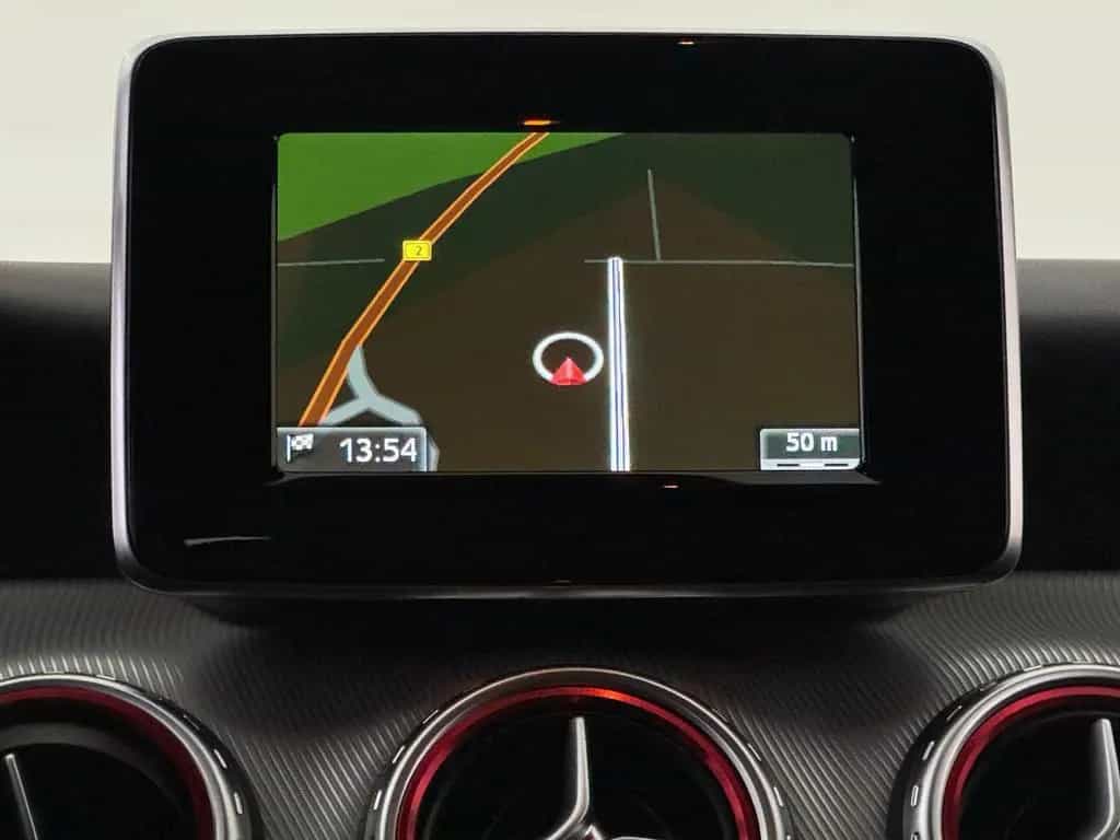 Mercedes-Benz GLA 200 Urban Bi-Xenon Navi Kamera akt Parkhilfe 11/2014-photo-18