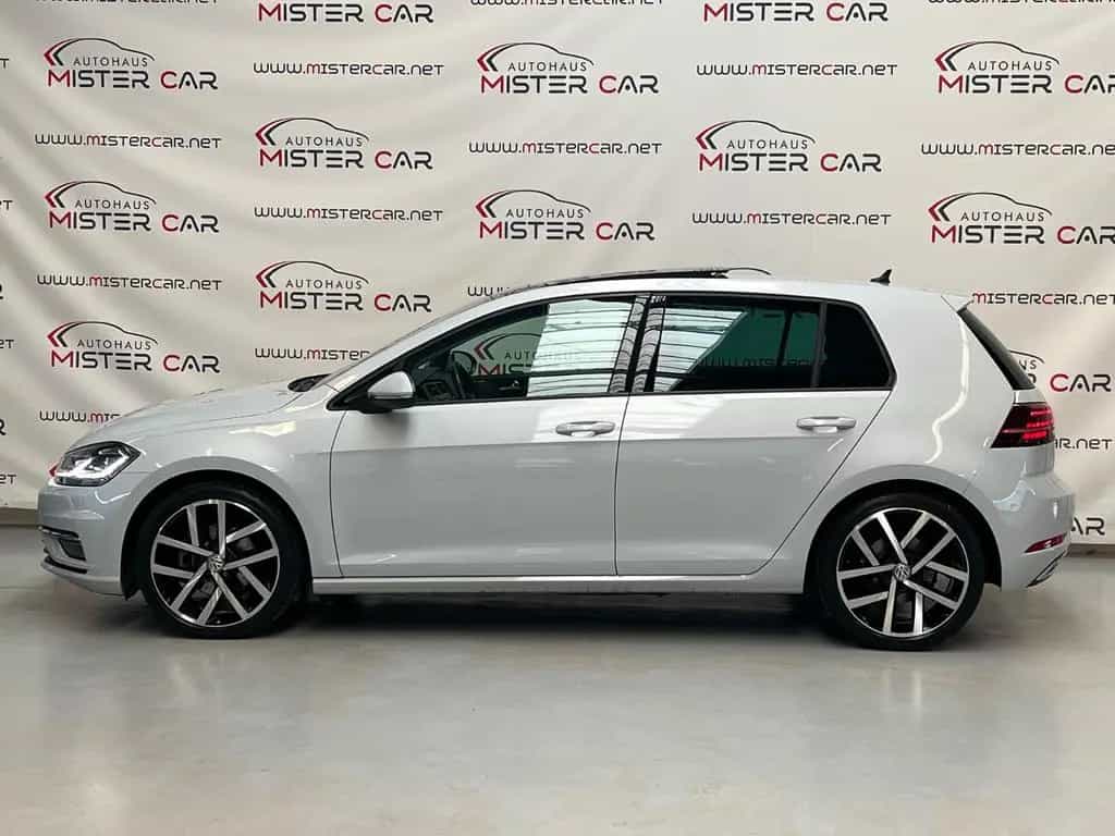 Volkswagen Golf VII R LINE DSG PANO/AHK/VIRT/ACC/LED/KAM/18 08/2018-photo-1