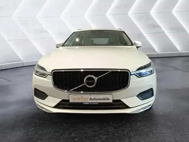 Volvo XC60 Momentum 2WD D4 Geartronic LED AHK Schiebed 04/2019-photo-1