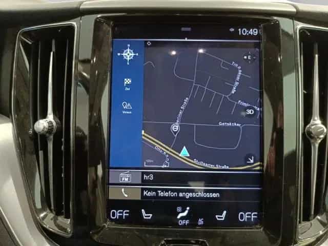 Volvo XC60 Momentum 2WD D4 Geartronic LED AHK Schiebed 04/2019-photo-9