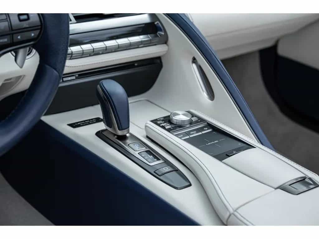 Lexus LC 500 Cabrio Bespoke Build Touring-Paket adapt. 12/2022-photo-19