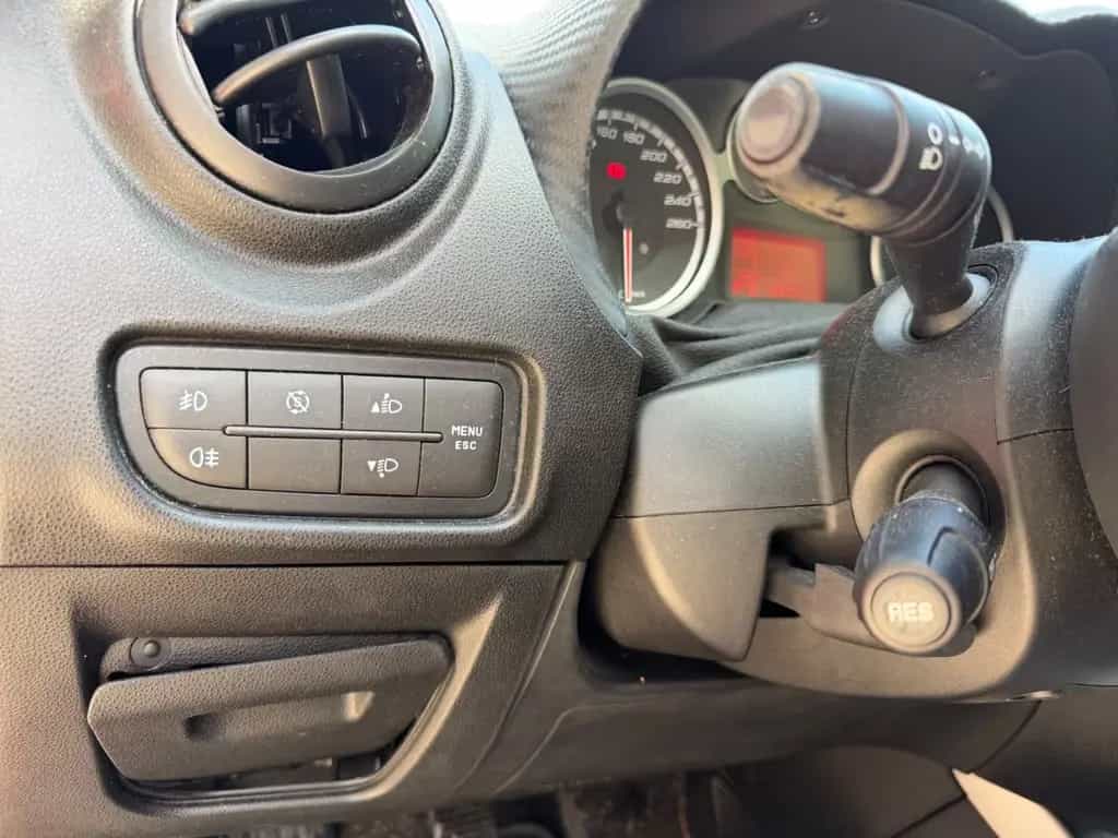 Alfa Romeo MiTo Super Klima SHZ MFL HU Neu!!! 07/2012-photo-8