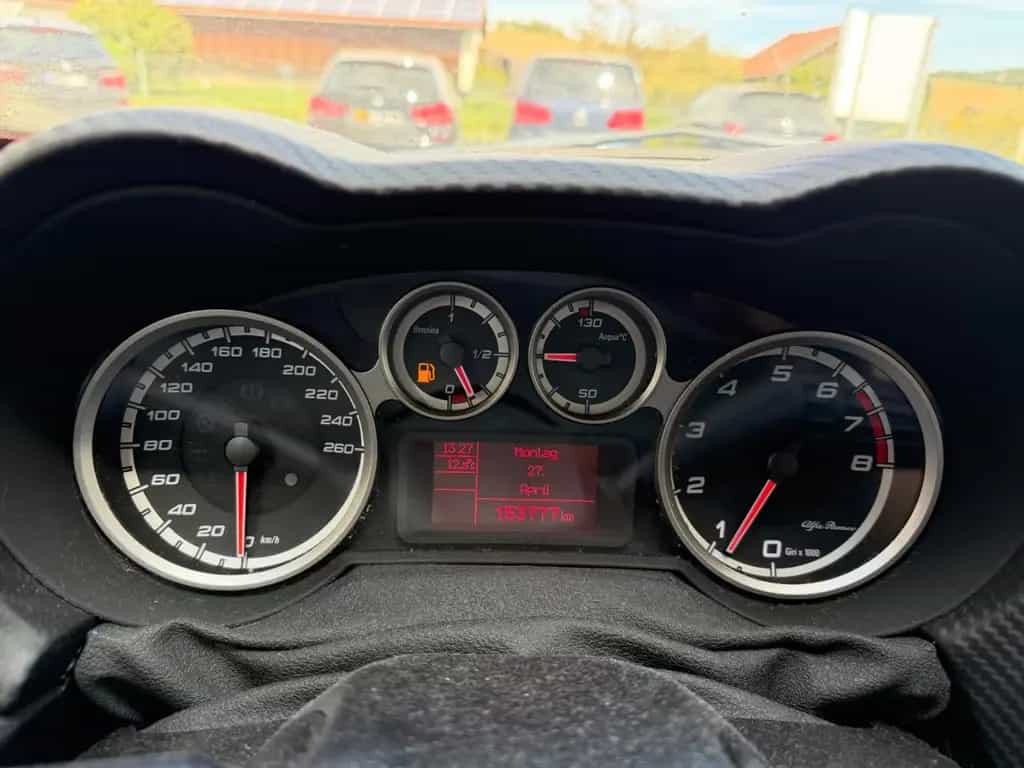 Alfa Romeo MiTo Super Klima SHZ MFL HU Neu!!! 07/2012-photo-9