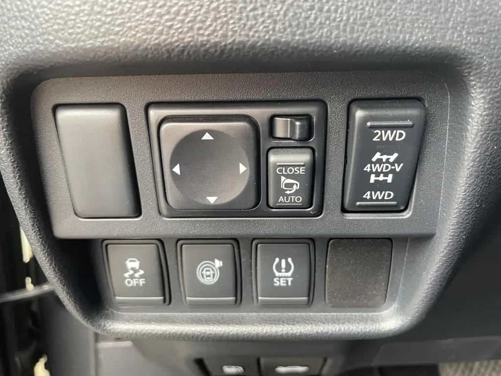 Nissan Juke Tekna Aut. 4x4 SPORT XEN LEDER 360° KAM 12/2016-photo-19