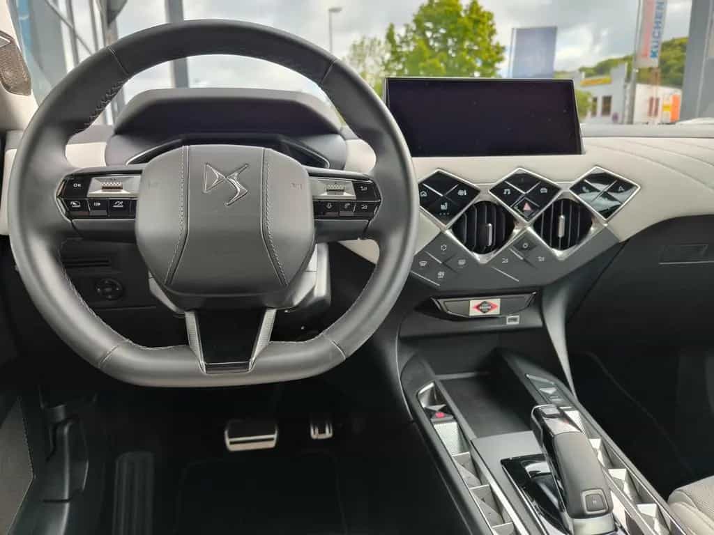 DS Automobiles DS3 PureTech 130 Rivoli 12/2023-photo-24