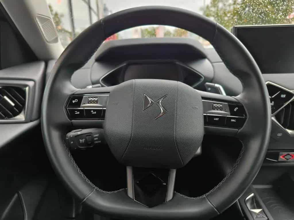 DS Automobiles DS3 Crossback PureTech 130 Faubourg 02/2023-photo-14