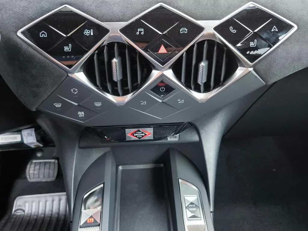 DS Automobiles DS3 DS 3 ÉDITION FRANCE HYBRID 145 03/2026-photo-7