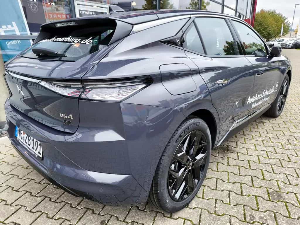 DS Automobiles DS4 DS 4 PALLAS HYBRID 145 09/2025-photo-1