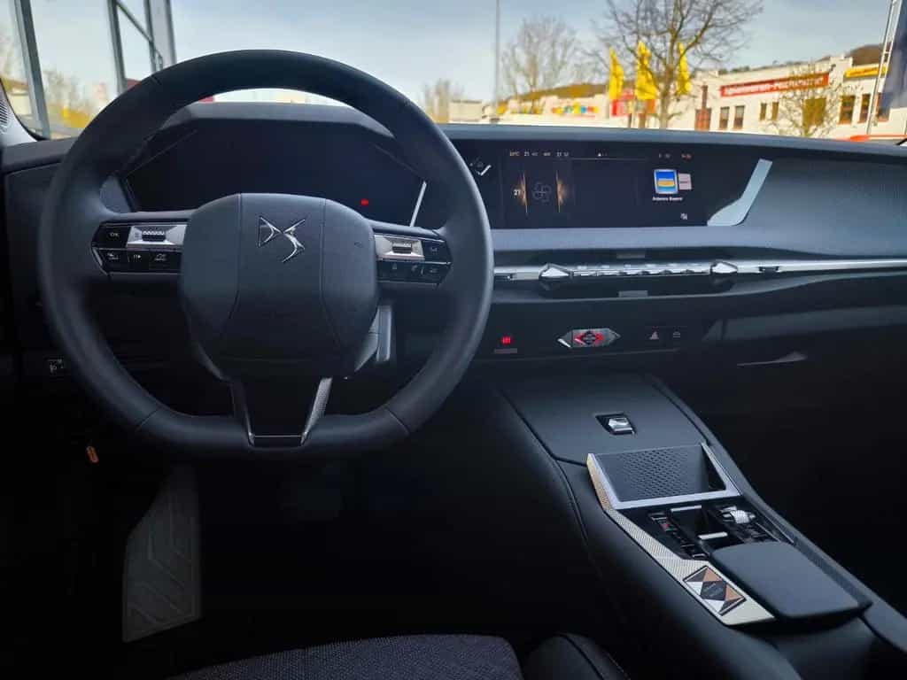 DS Automobiles DS4 DS 4 PALLAS HYBRID 145 09/2025-photo-14