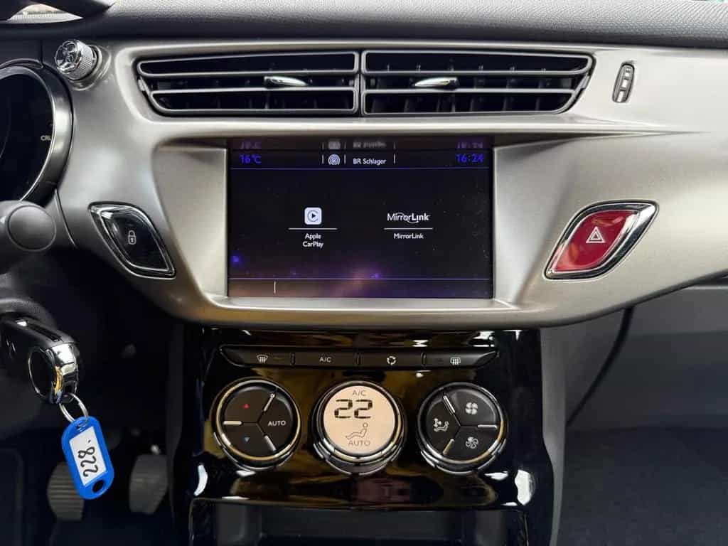 Citroën DS3 SoChic Stop&Start NAVIGATION+RÜCKFAHRKAMERA 08/2016-photo-20