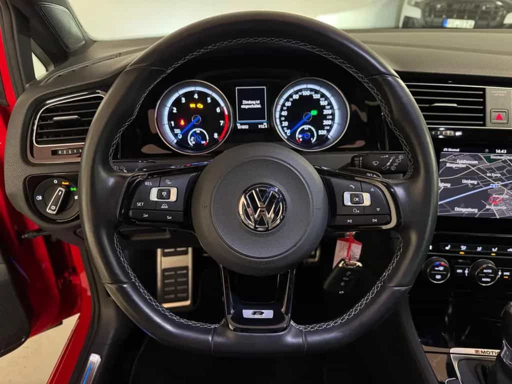 Volkswagen Golf VII Variant R BMT/Start-Stopp 4Motion 09/2017-photo-14