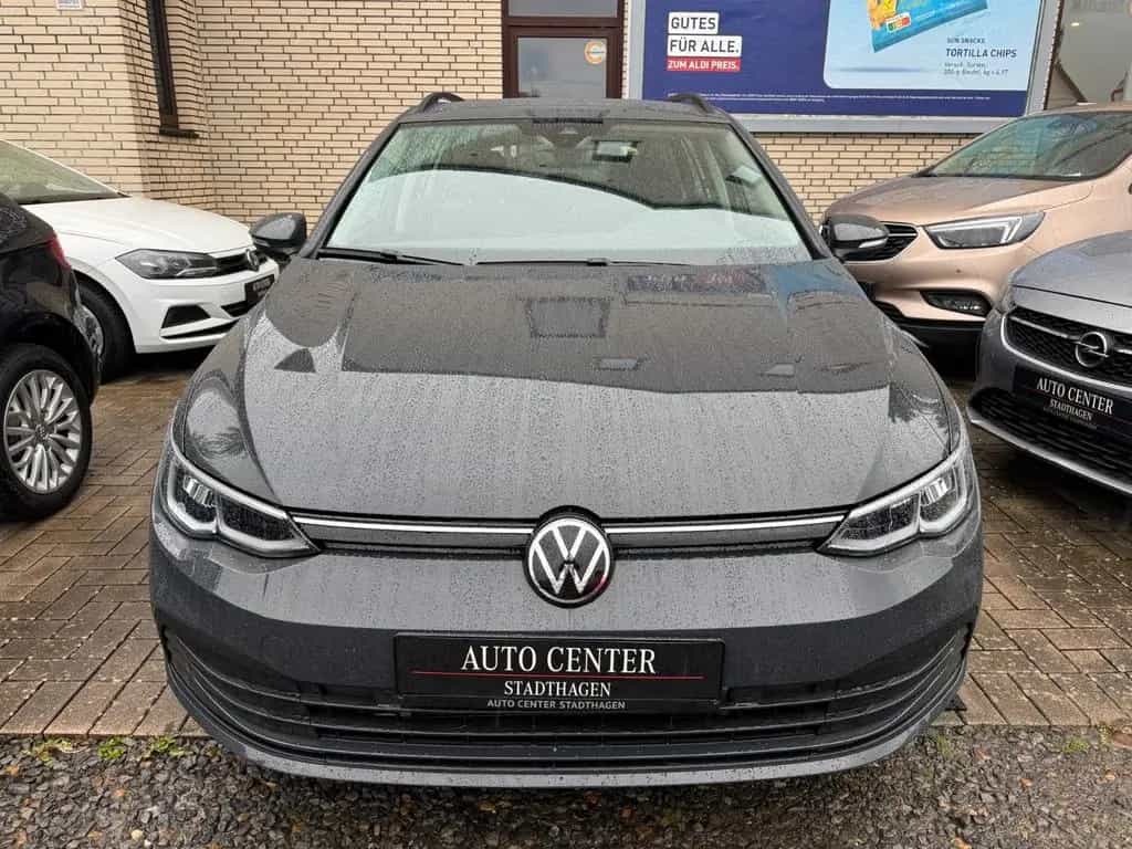 Volkswagen Golf VIII Variant 2.0 TDI Life Navi/LED/Kamera 11/2021-photo-1