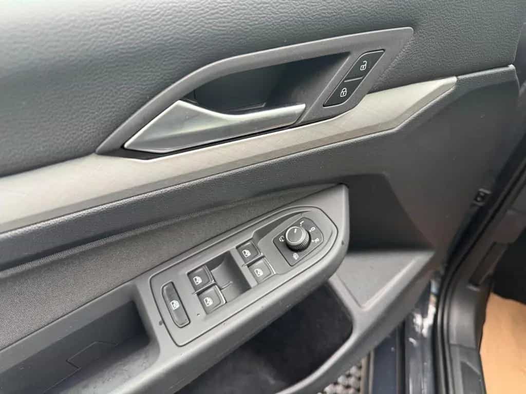 Volkswagen Golf VIII Variant 2.0 TDI Life Navi/LED/Kamera 11/2021-photo-12