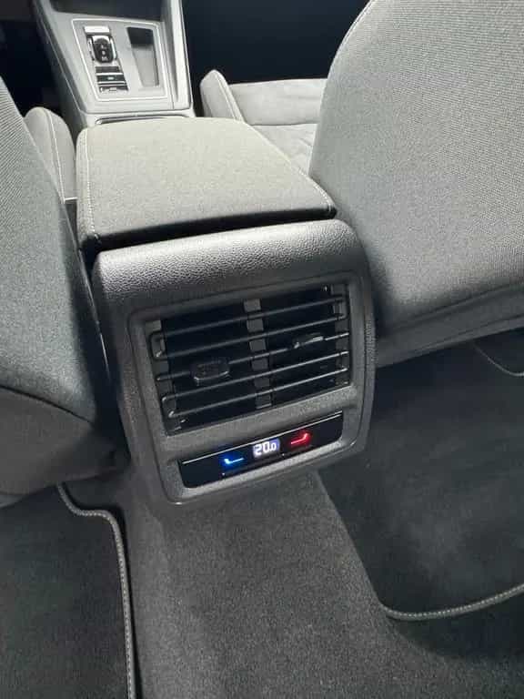 Volkswagen Golf VIII Variant 2.0 TDI Life Navi/LED/Kamera 11/2021-photo-13