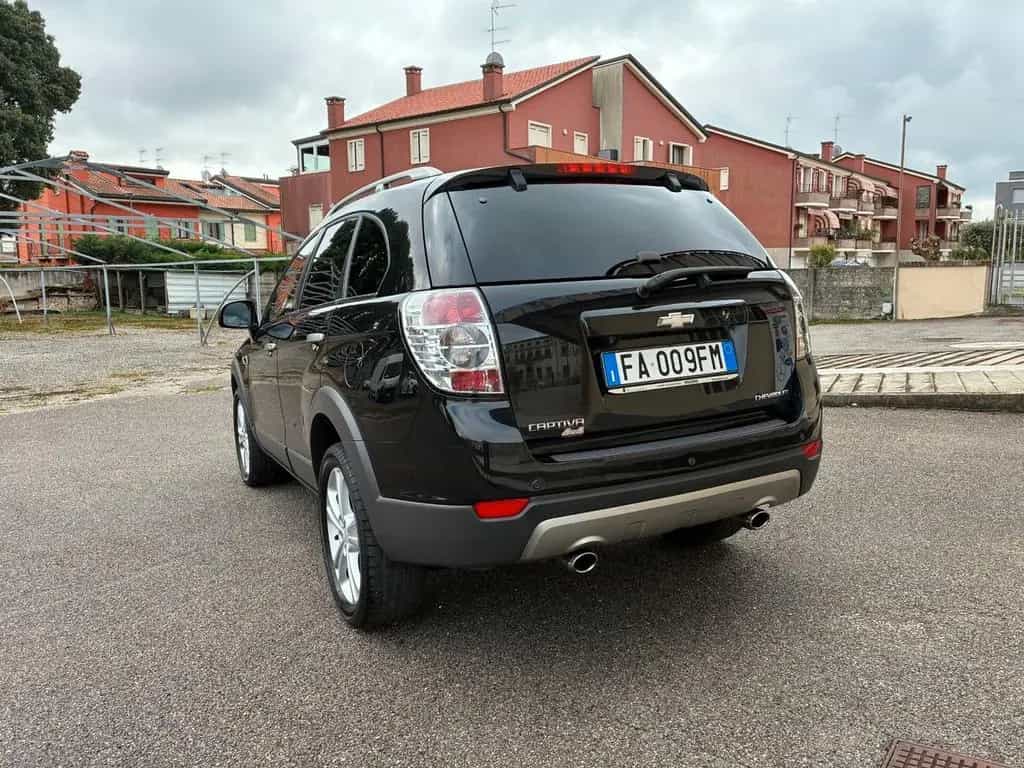Chevrolet Captiva 2.2 184CV aut. 4WD LTZ 7 POSTI 11/2012-photo-2