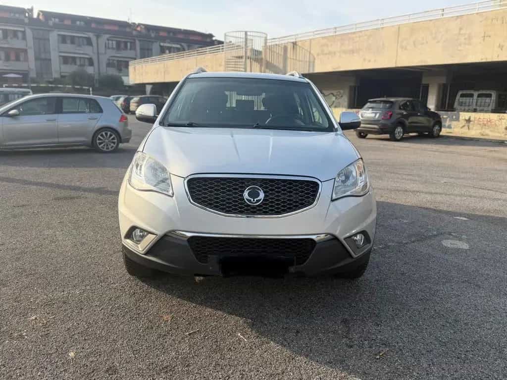 Ssangyong Korando 2.0 e-XDi 175 CV 2WD MT Classy 07/2012-photo-1