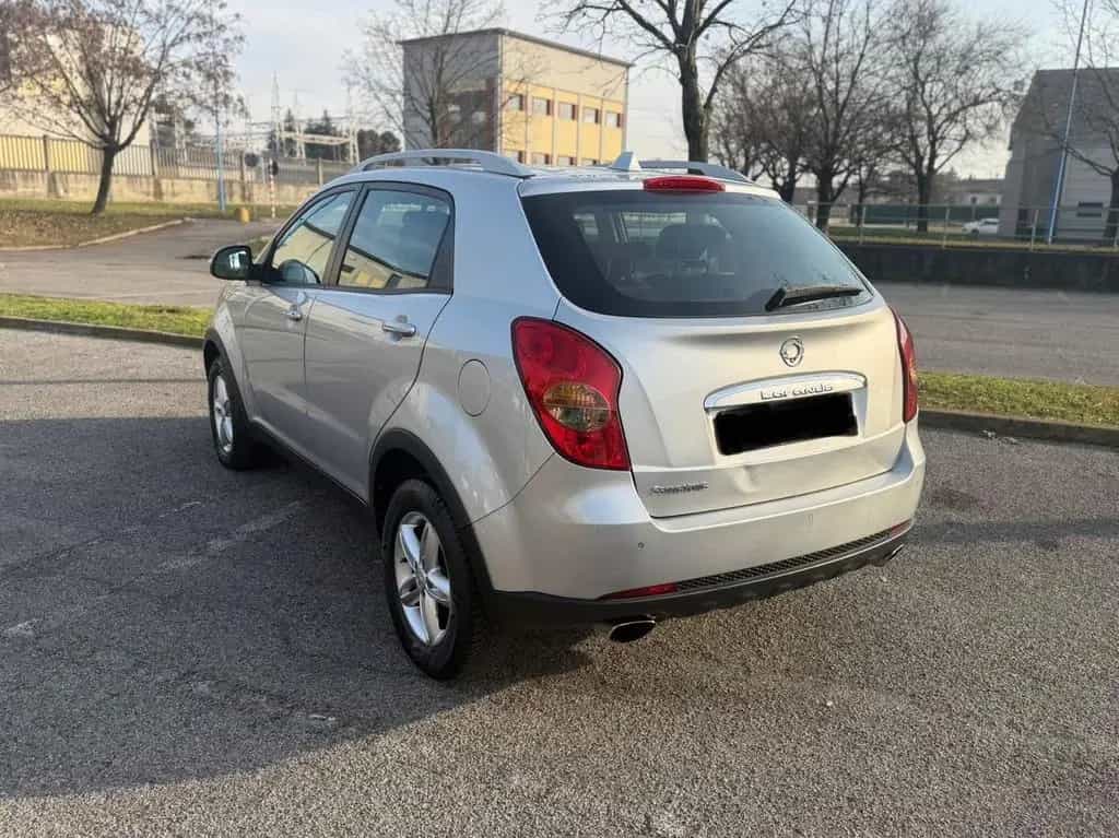 Ssangyong Korando 2.0 e-XDi 175 CV 2WD MT Classy 07/2012-photo-4