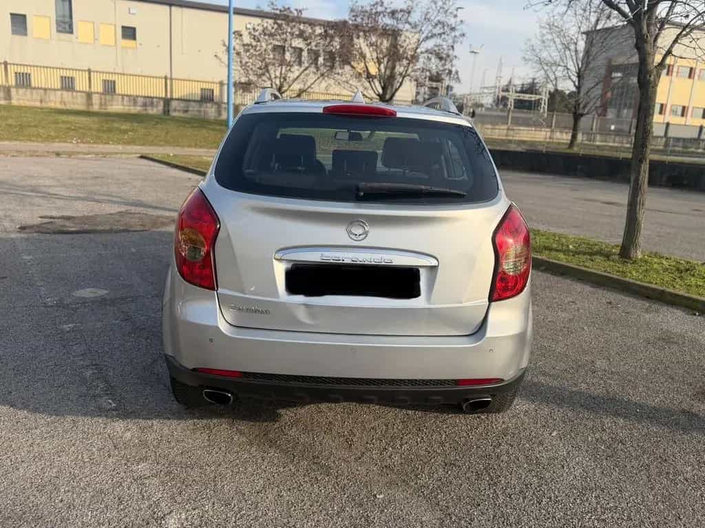 Ssangyong Korando 2.0 e-XDi 175 CV 2WD MT Classy 07/2012-photo-5