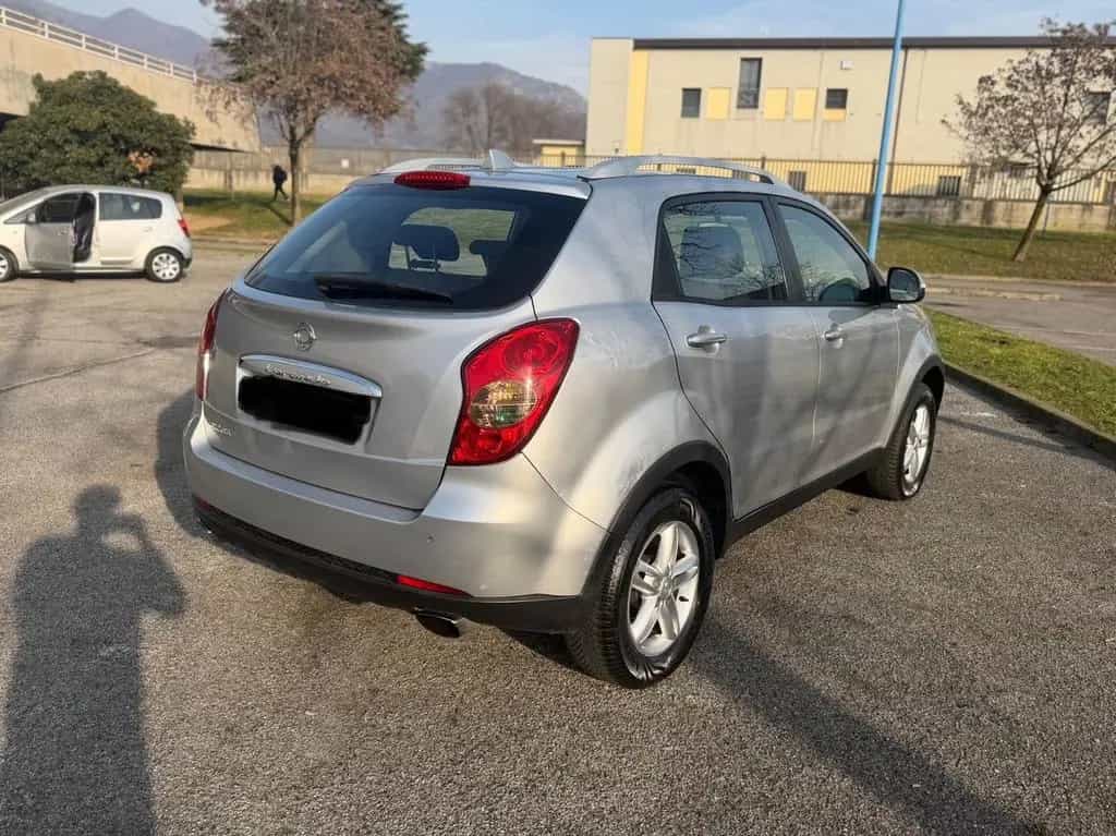 Ssangyong Korando 2.0 e-XDi 175 CV 2WD MT Classy 07/2012-photo-6