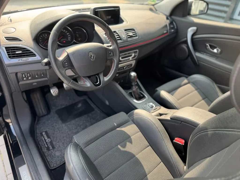 Renault Megane III Coupe GT Line *LEDER|NAVI|R-LINK|TÜV* 04/2014-photo-18