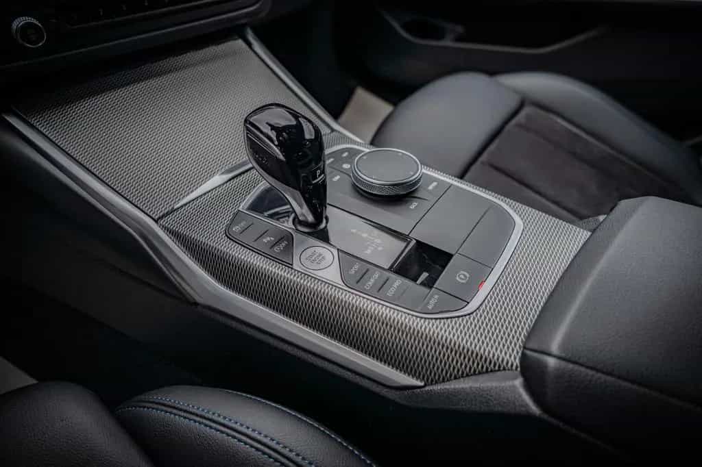 BMW 318 i Touring M-Sport SERVICE-GARANTIE|SPUR|ACC 12/2022-photo-23