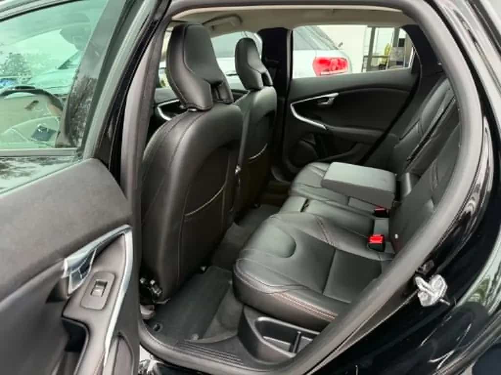 Volvo V40 Cross Country*Panorama*LED*Leder*Navi*AHK* 05/2019-photo-15