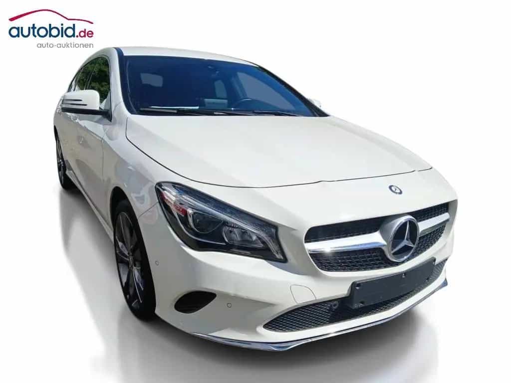 Mercedes-Benz CLA Shooting Brake CLA 180 Shooting Brake *PDC*Navi*LED* 01/2017-photo-1