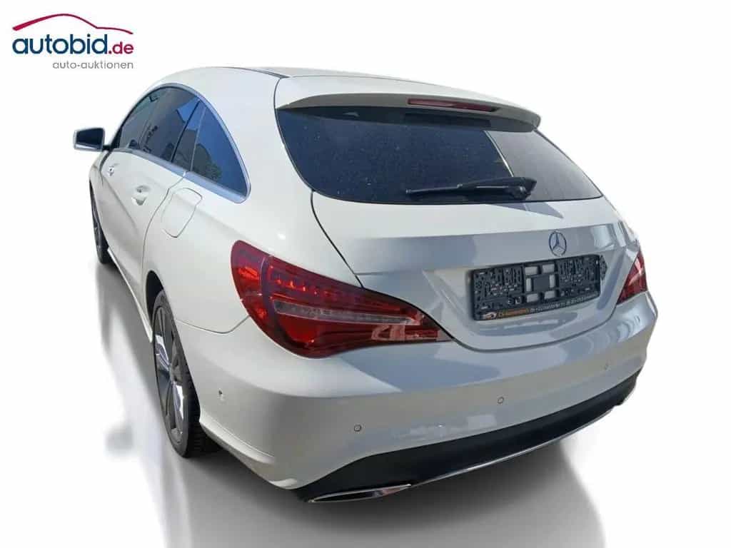 Mercedes-Benz CLA Shooting Brake CLA 180 Shooting Brake *PDC*Navi*LED* 01/2017-photo-2