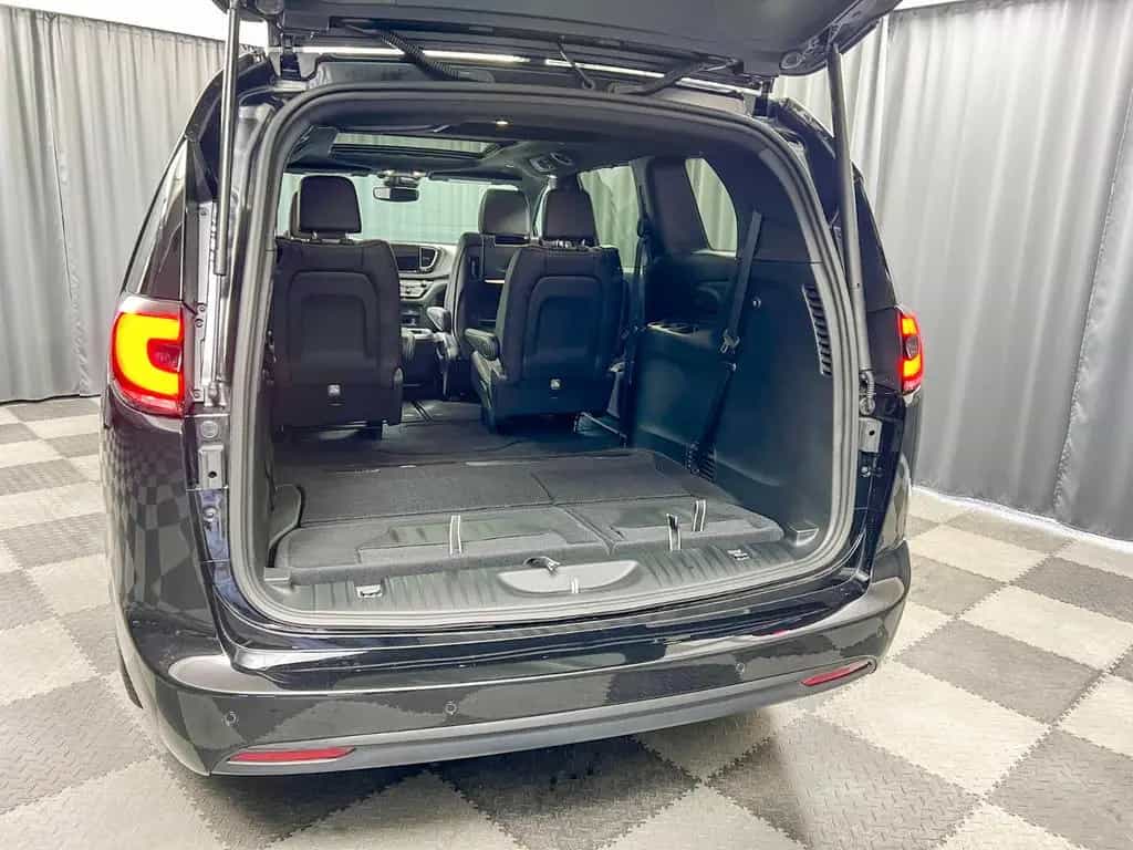 Chrysler Pacifica Select 2026,S-PACK,7-Sitzer,360°-Kamera null-photo-12