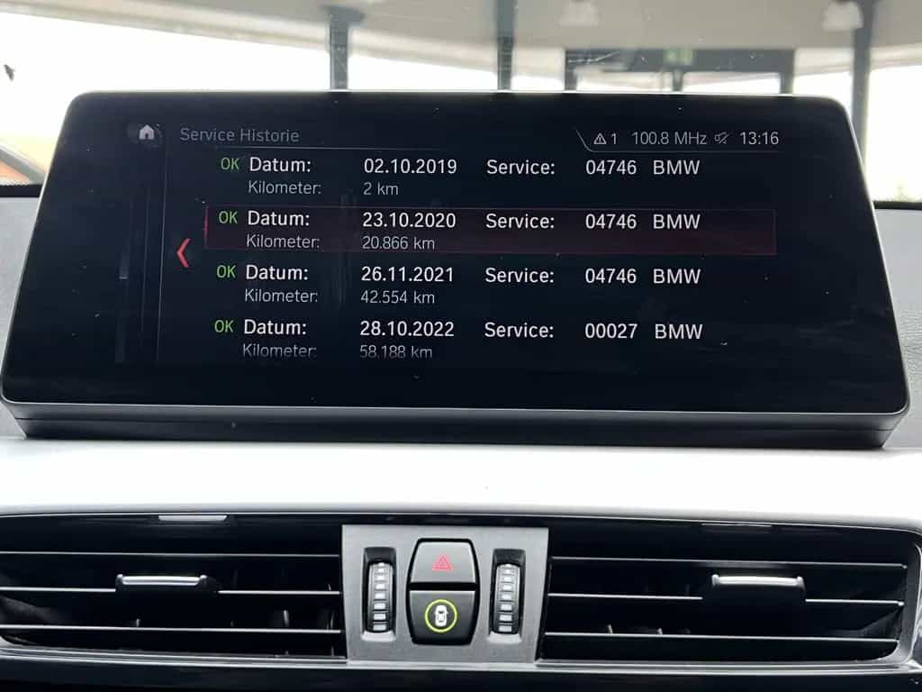 BMW X1 sDrive 18i Aut. Advantage Kamera Head-Up Navi 10/2019-photo-14