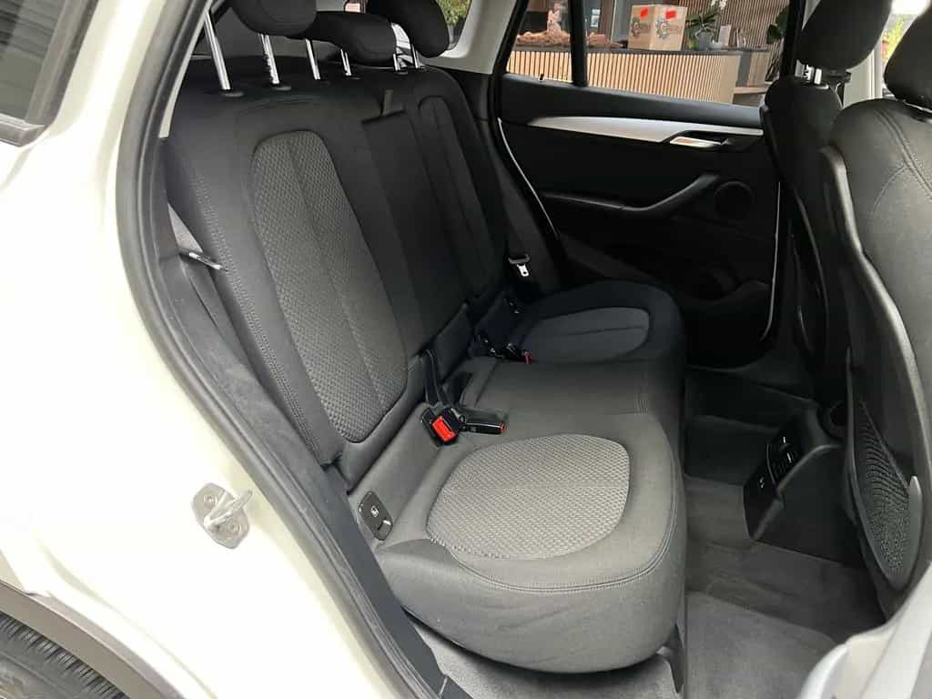 BMW X1 sDrive 18i Aut. Advantage Kamera Head-Up Navi 10/2019-photo-24