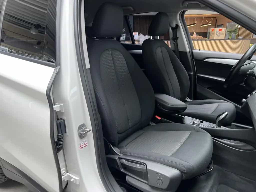 BMW X1 sDrive 18i Aut. Advantage Kamera Head-Up Navi 10/2019-photo-26